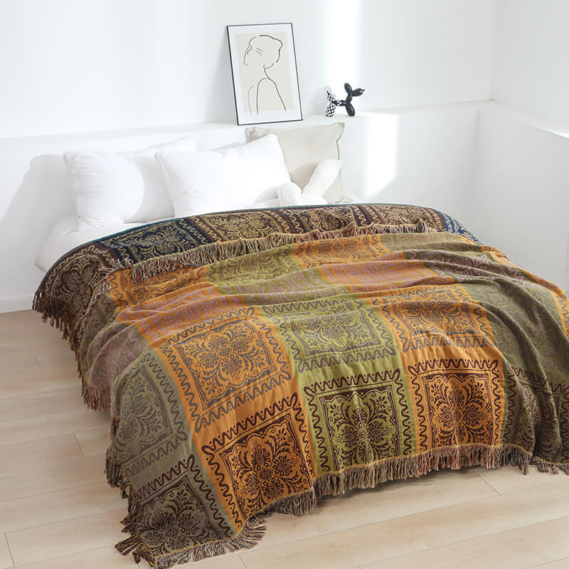 Cotton Jacquard Throw Blanket with Fringe - StuffedHome