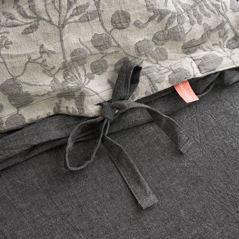 Floral Jacquard Bedding Set — Premium Cotton with Tie Closure