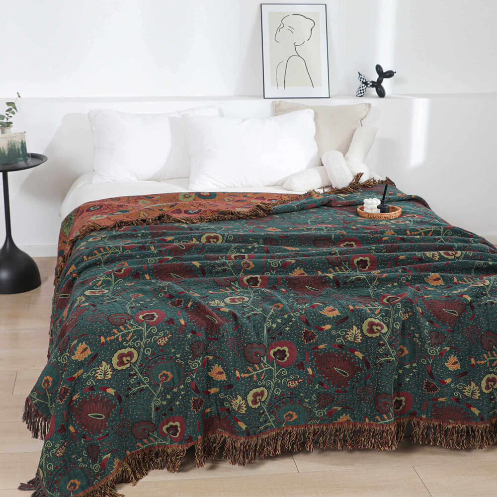 Reversible Jacquard Blanket - StuffedHome