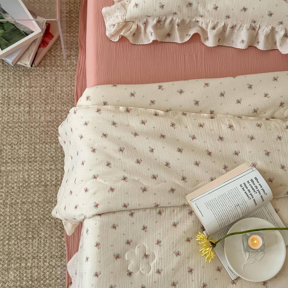 Reversible Cotton Quilt Sets - StuffedHome