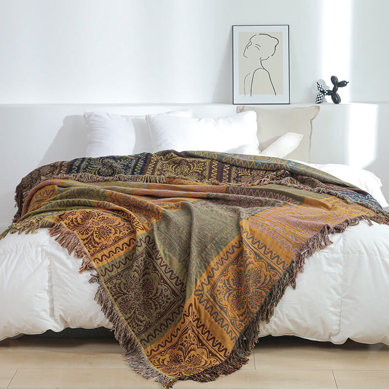 Cotton Jacquard Throw Blanket with Fringe - StuffedHome