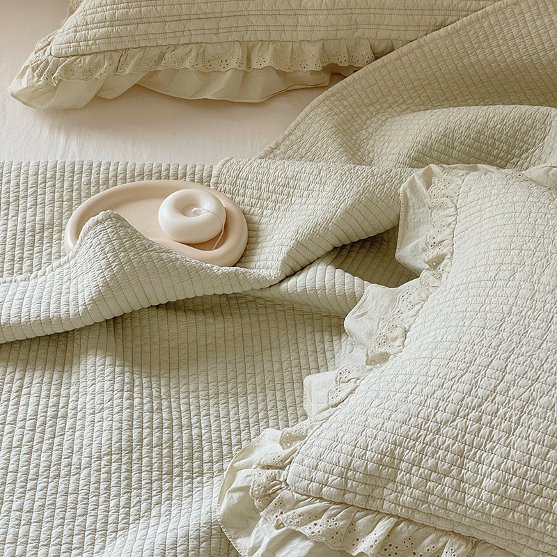 King Size Bed Coverlet - StuffedHome