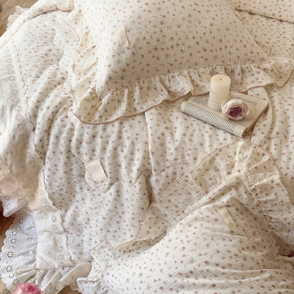 Romantic floral bedding with cotton comforter