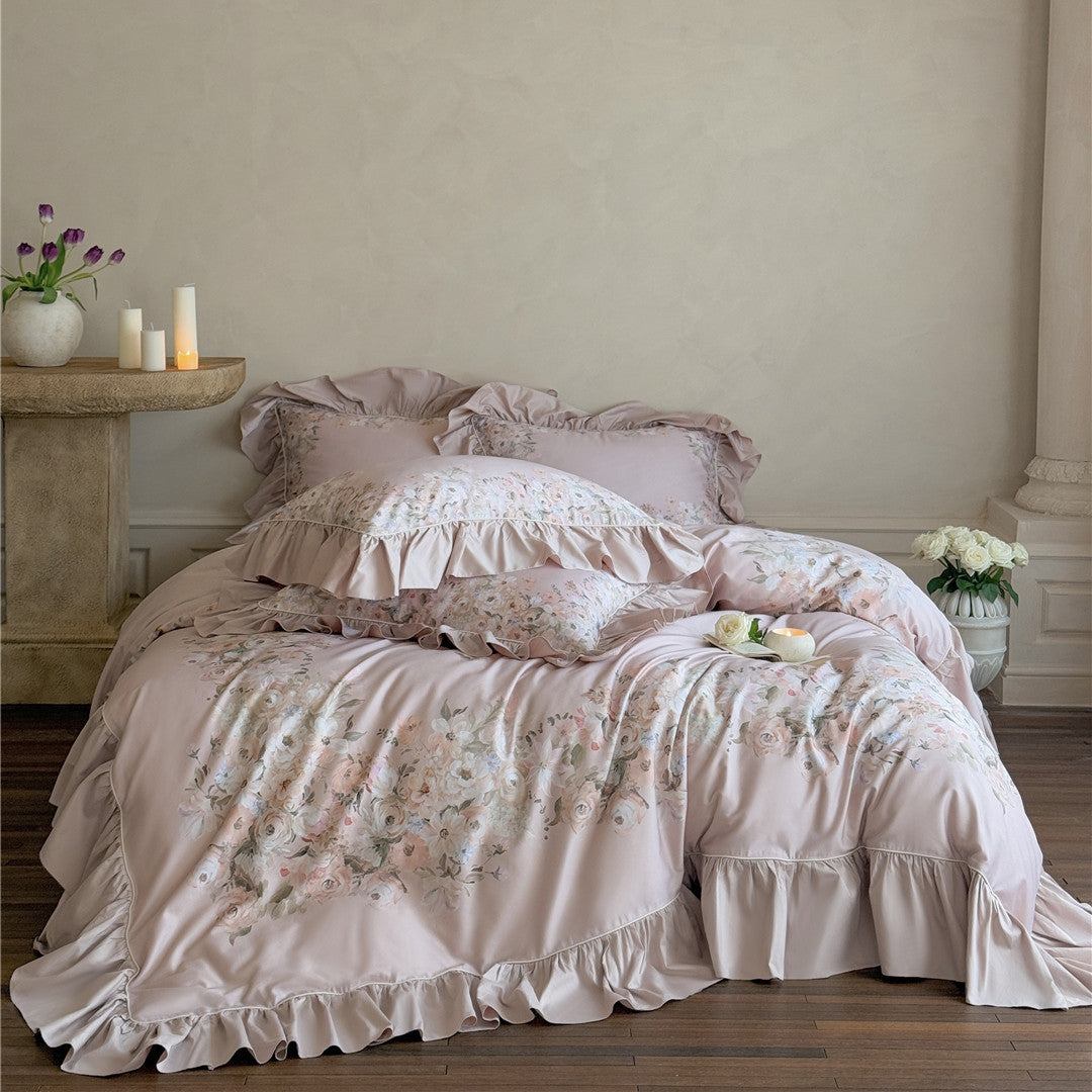 Romantic rose bedding set in blush pink with ruffle trim