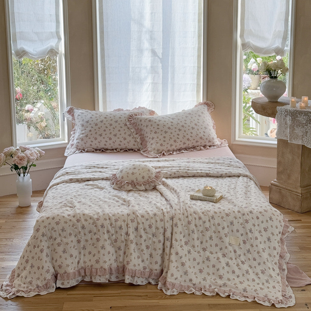 Vintage Rose Floral Comforter – Cotton Gauze with Ruffles