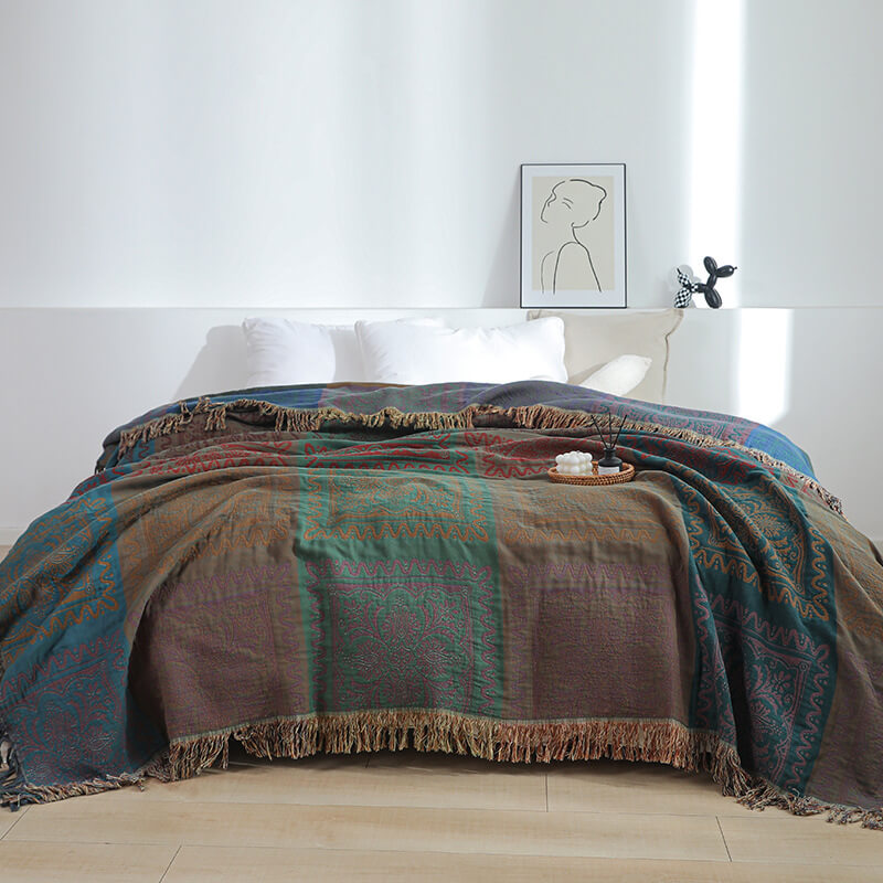 Cotton Jacquard Throw Blanket with Fringe - StuffedHome