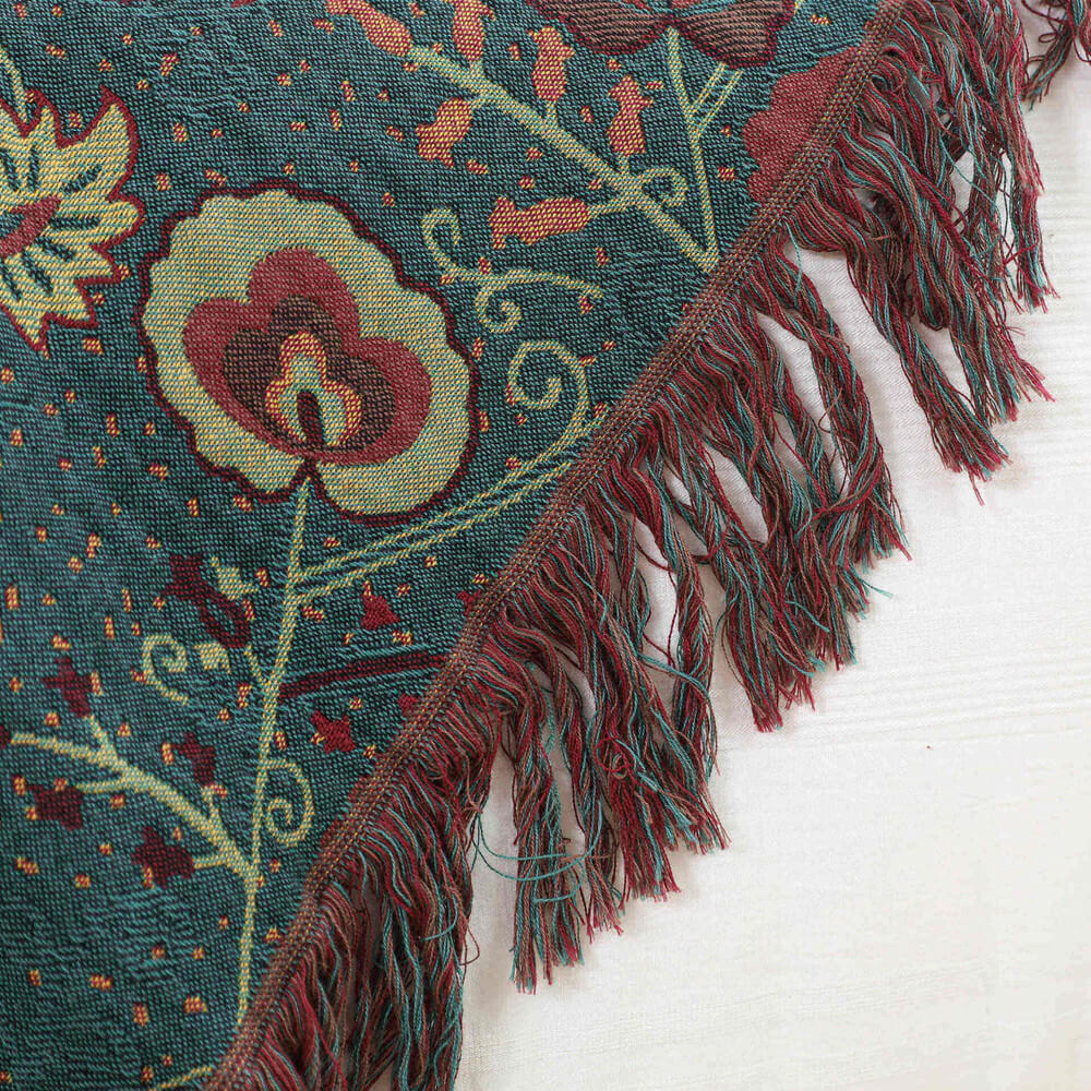 Reversible Jacquard Blanket - StuffedHome