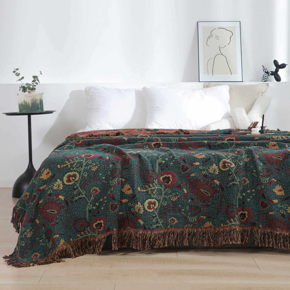 Reversible Jacquard Blanket - StuffedHome