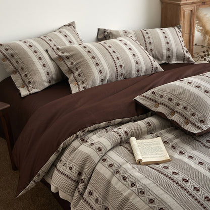 Boho cotton jacquard bedding set with striped geometric patterns and wooden button accents