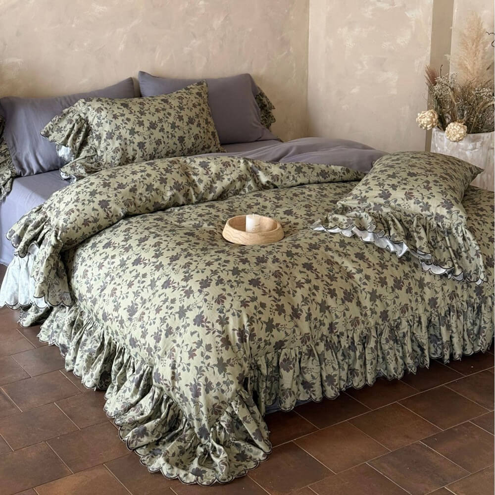 Vintage Rose Ruffle Bedding Set – Cottage Cotton Muslin