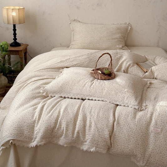 Ditsy Floral Bedding Set with Lace Trim