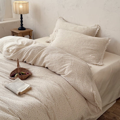 Ditsy Floral Bedding Set with Lace Trim