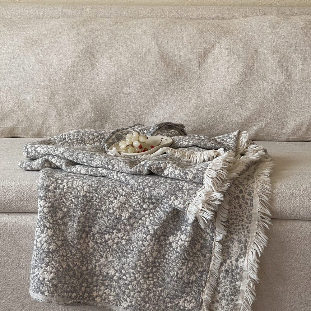 Neutral Cotton Jacquard Throw Blanket with Fringe