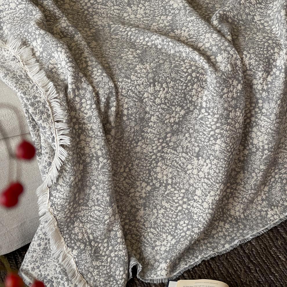 Neutral Cotton Jacquard Throw Blanket with Fringe