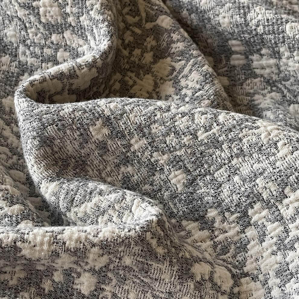 Neutral Cotton Jacquard Throw Blanket with Fringe