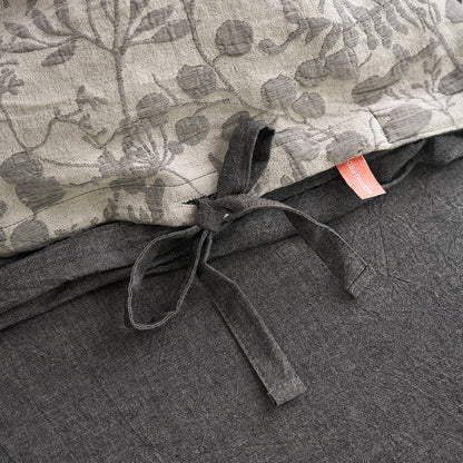 Floral Jacquard Bedding Set — Premium Cotton with Tie Closure