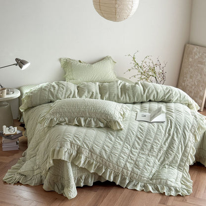 Quilted Ruffle Bedding – Duvet Cover, Bedspread & Pillowcases