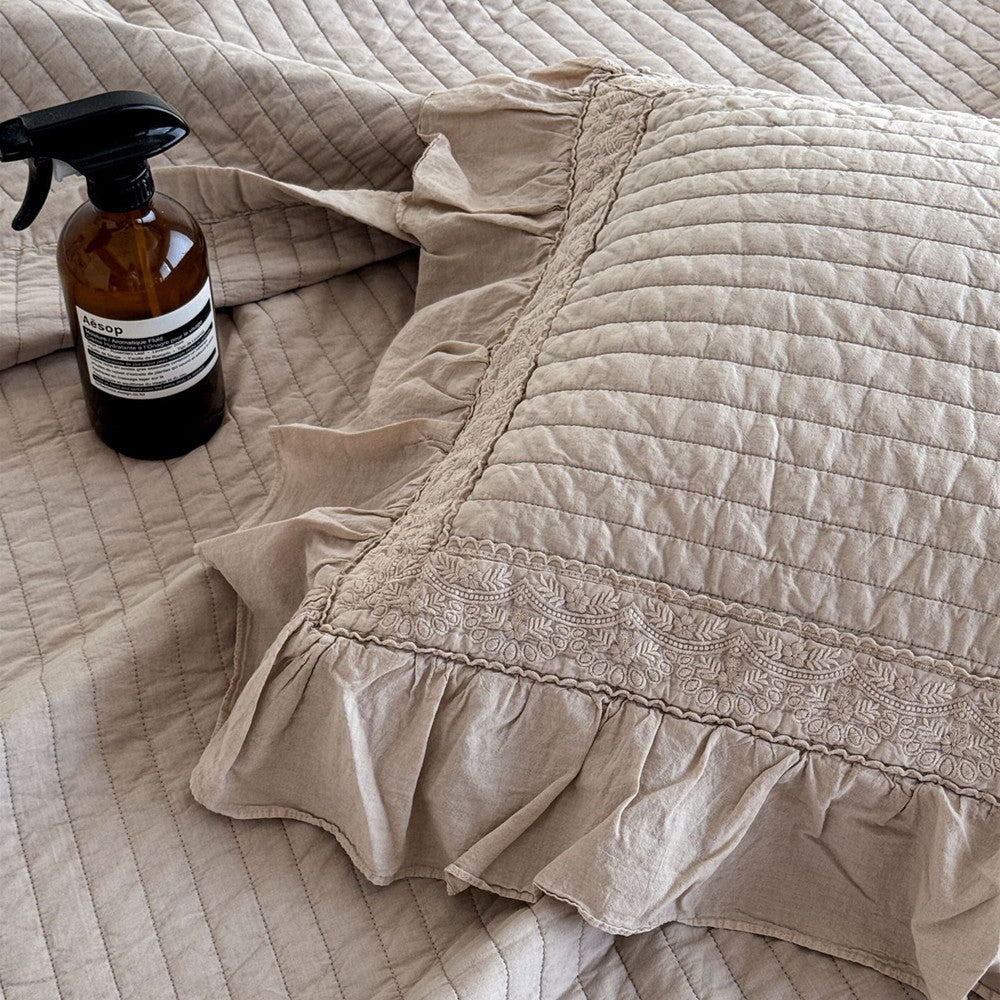 Quilted Ruffle Bedding – Duvet Cover, Bedspread & Pillowcases