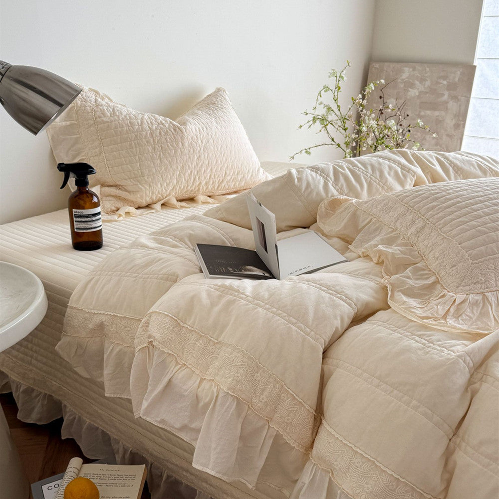 Quilted Ruffle Bedding – Duvet Cover, Bedspread & Pillowcases