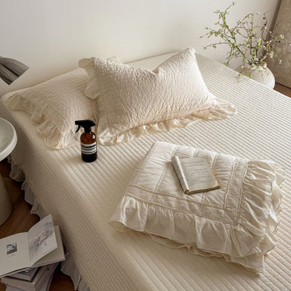 Quilted Ruffle Bedding – Duvet Cover, Bedspread & Pillowcases