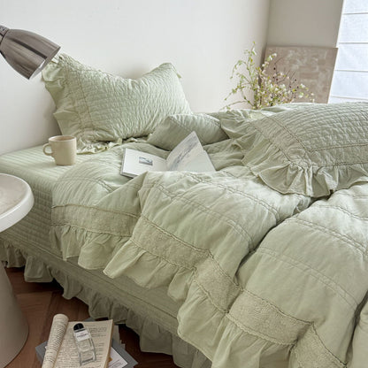 Quilted Ruffle Bedding – Duvet Cover, Bedspread & Pillowcases