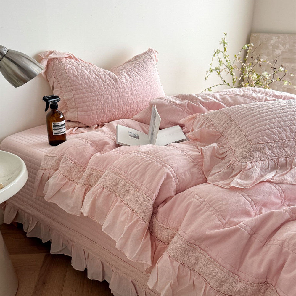 Quilted Ruffle Bedding – Duvet Cover, Bedspread & Pillowcases