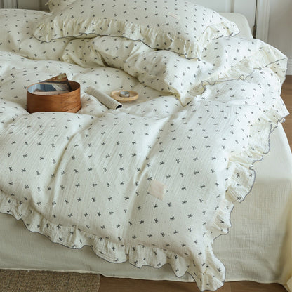 Ruffle bedding with duvet cover