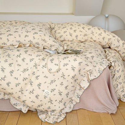 Ruffled duvet cover and sham set