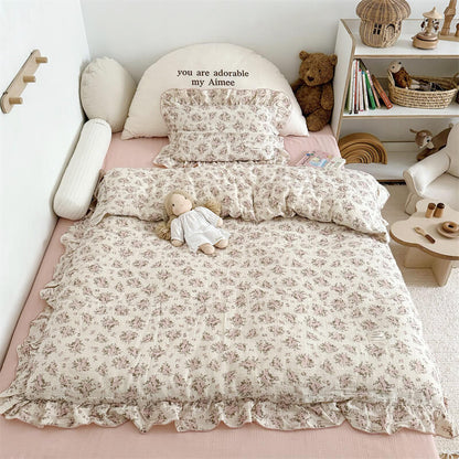 Twin floral bedding