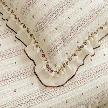 Ditsy Floral Quilted Bed Skirt