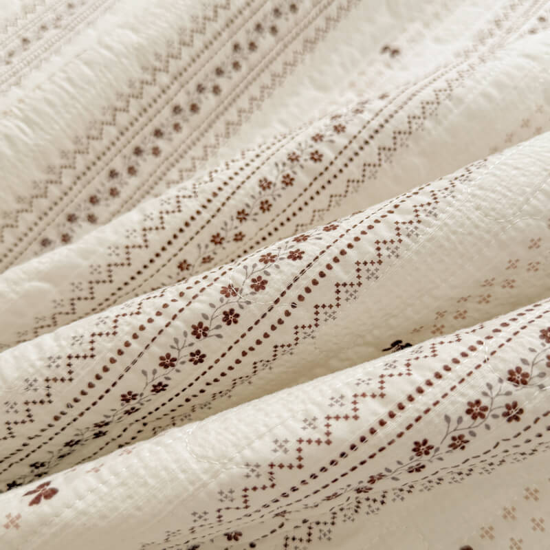 Ditsy Floral Quilted Bed Skirt