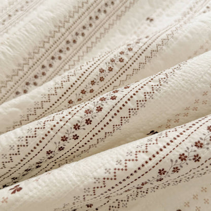Ditsy Floral Quilted Bed Skirt