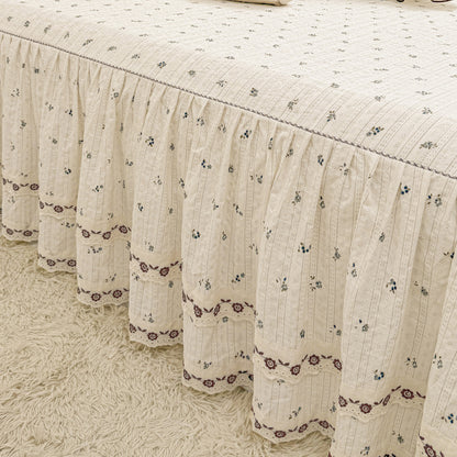 Ditsy Floral Quilted Bed Skirt