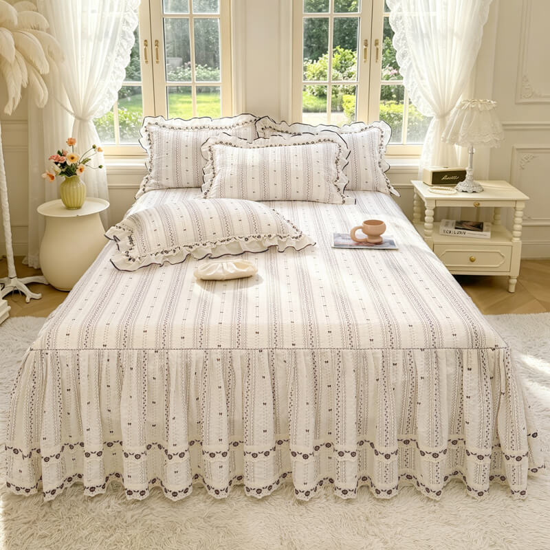 Ditsy Floral Quilted Bed Skirt