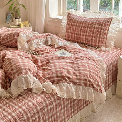 Washed Cotton Plaid Duvet Cover – Ruffled Vintage Charm - StuffedHome