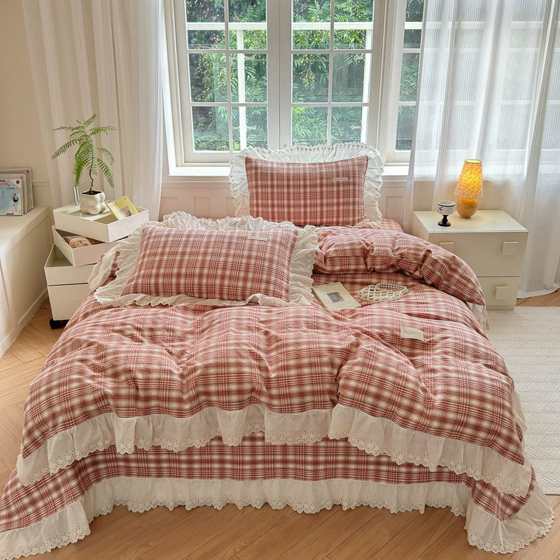 Washed Cotton Plaid Duvet Cover – Ruffled Vintage Charm - StuffedHome