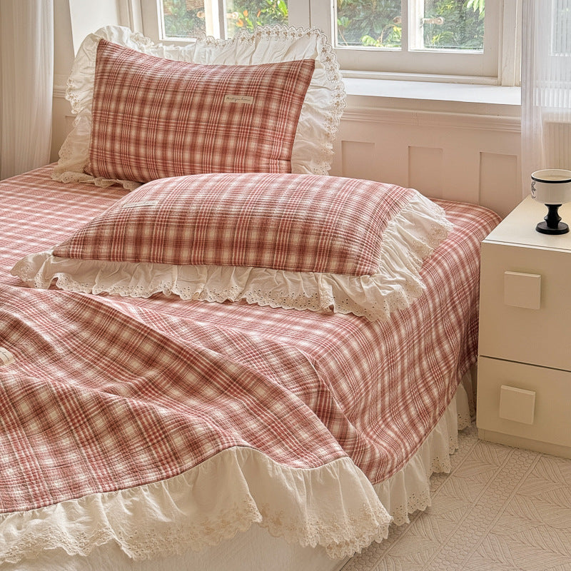 Washed Cotton Plaid Duvet Cover – Ruffled Vintage Charm - StuffedHome