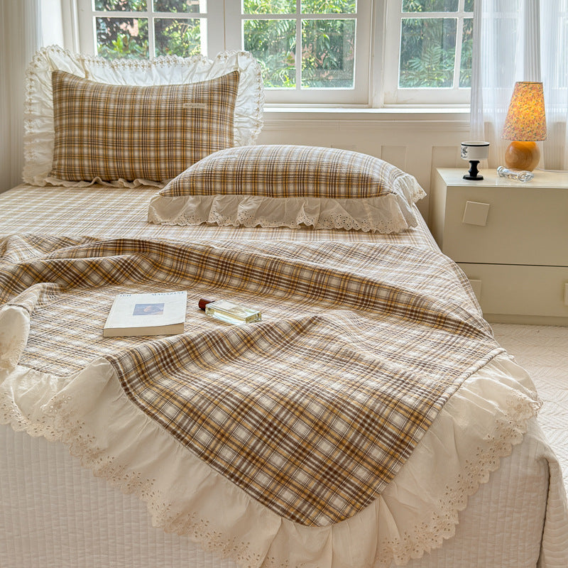 Washed Cotton Plaid Duvet Cover – Ruffled Vintage Charm - StuffedHome