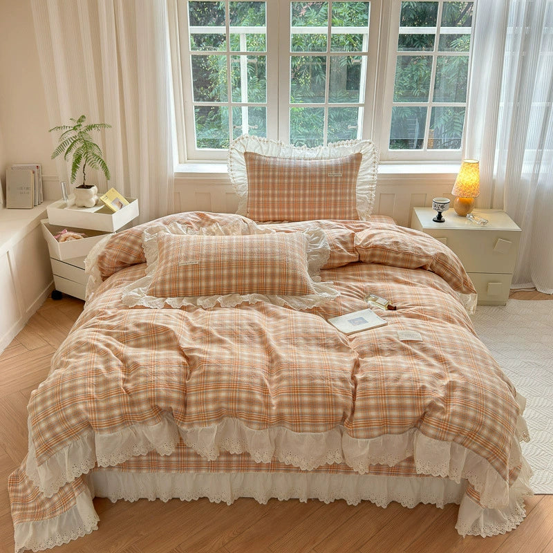 Washed Cotton Plaid Duvet Cover – Ruffled Vintage Charm - StuffedHome