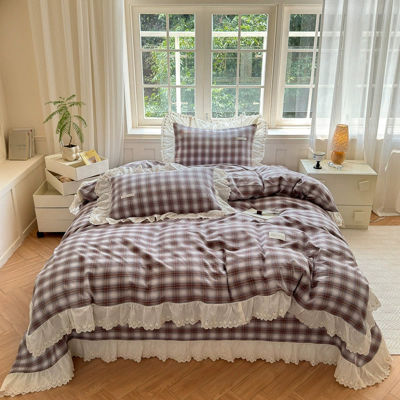 Washed Cotton Plaid Duvet Cover – Ruffled Vintage Charm - StuffedHome