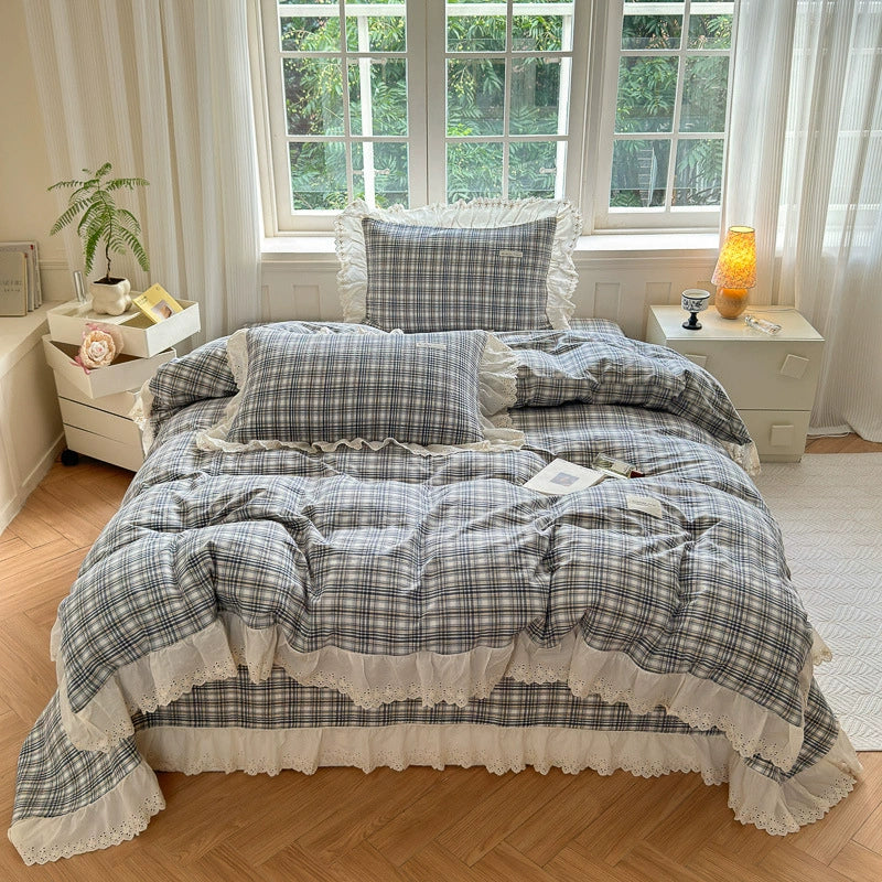 Washed Cotton Plaid Duvet Cover – Ruffled Vintage Charm - StuffedHome