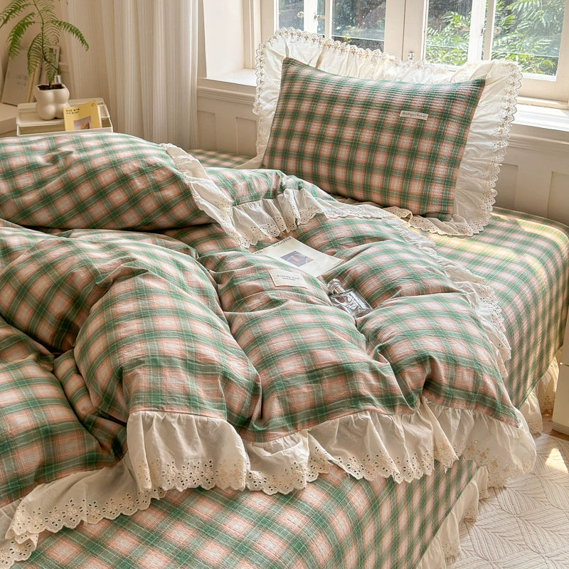 Washed Cotton Plaid Duvet Cover – Ruffled Vintage Charm - StuffedHome