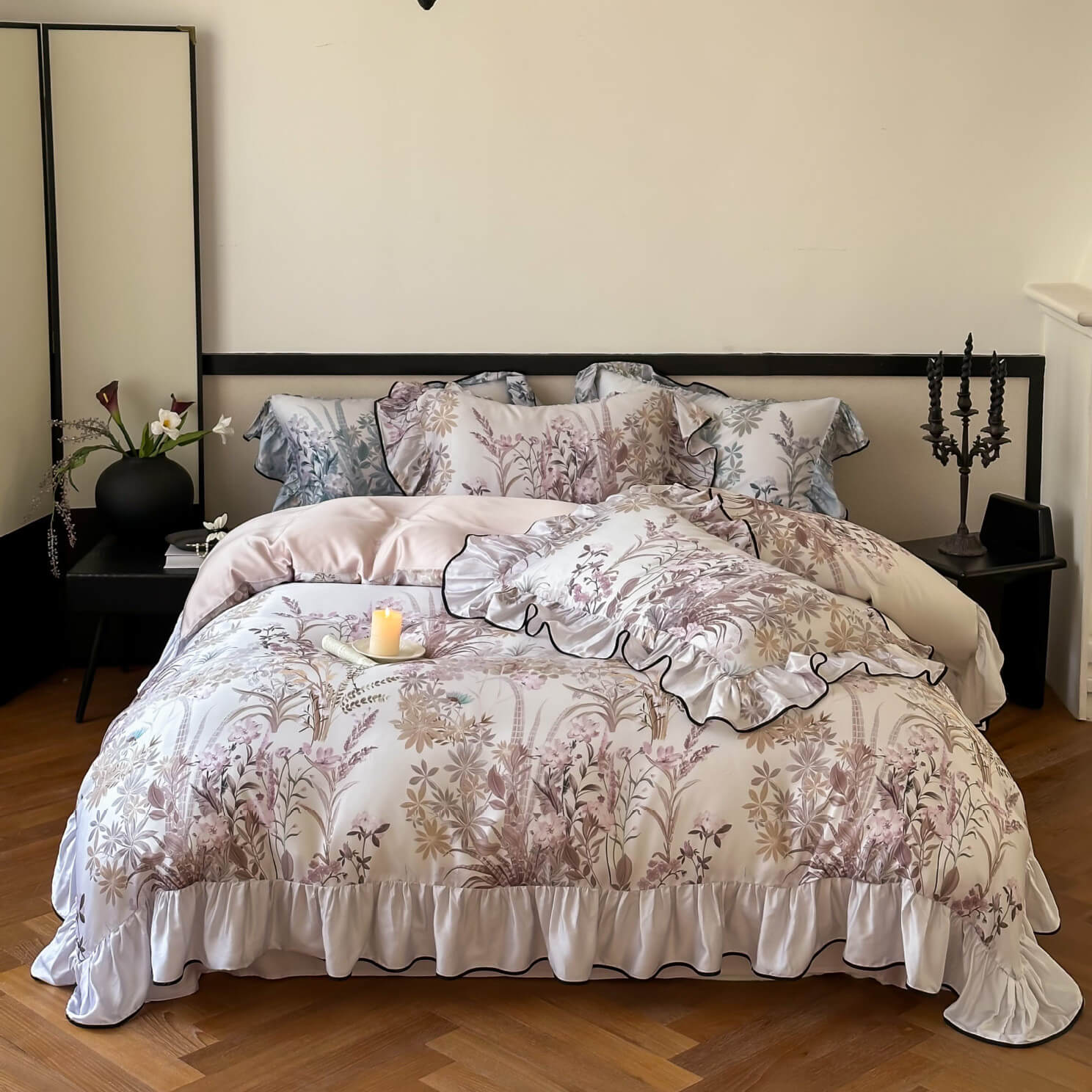 glossy-ruffle-bedding-set