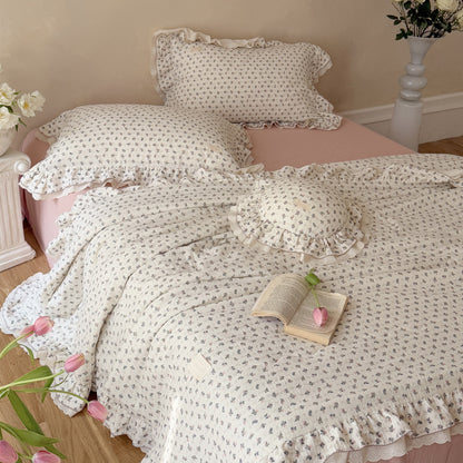  Romantic pink rose floral comforter styled with matching pillows