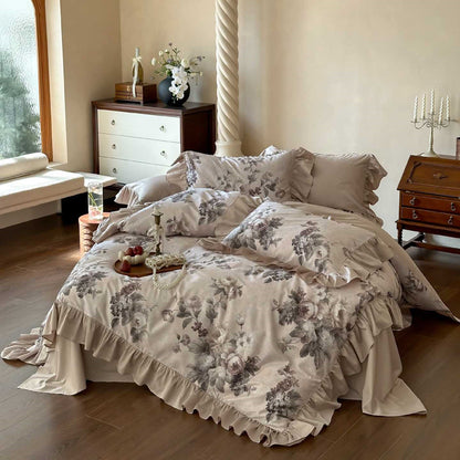 Romantic floral bedding set in ivory beige, made from 100s long-staple cotton
